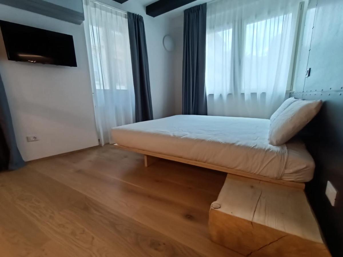 Le Meridiane City Rooms In Trento Exteriör bild