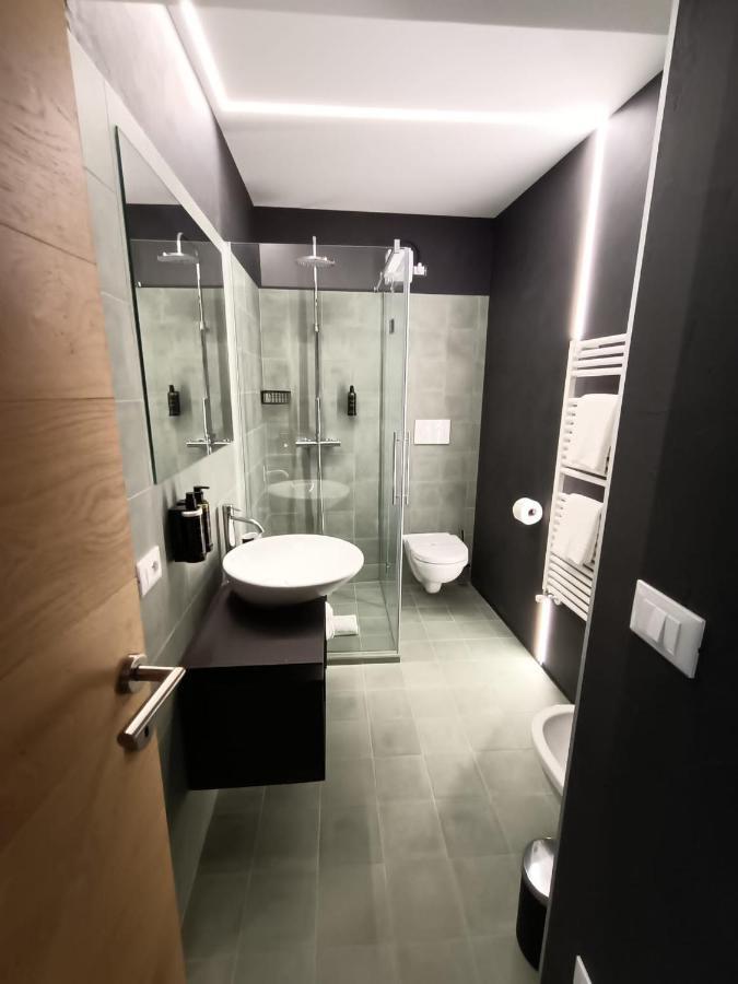 Le Meridiane City Rooms In Trento Exteriör bild