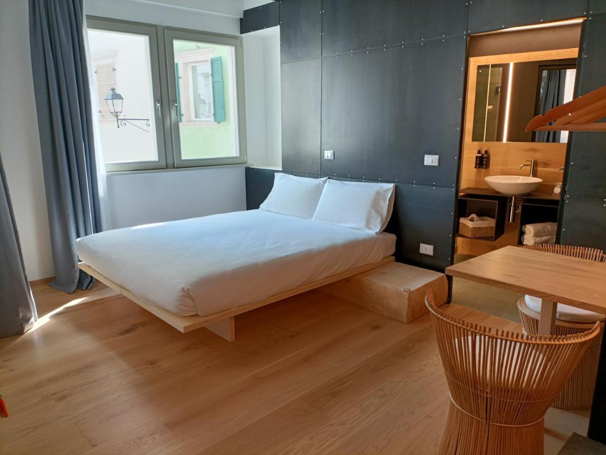 Le Meridiane City Rooms In Trento Exteriör bild
