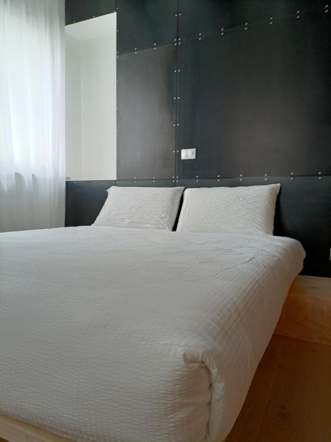 Le Meridiane City Rooms In Trento Exteriör bild