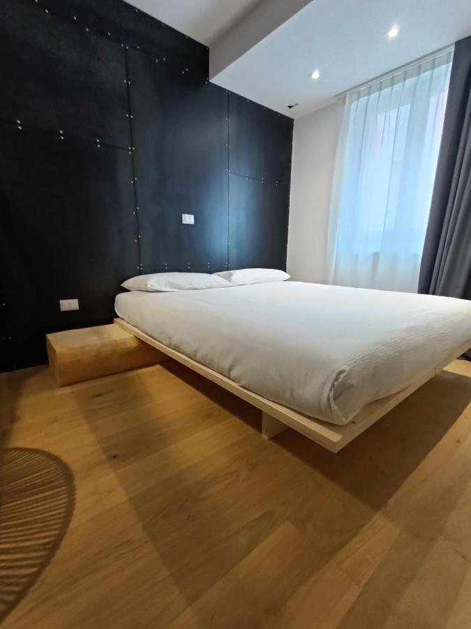 Le Meridiane City Rooms In Trento Exteriör bild