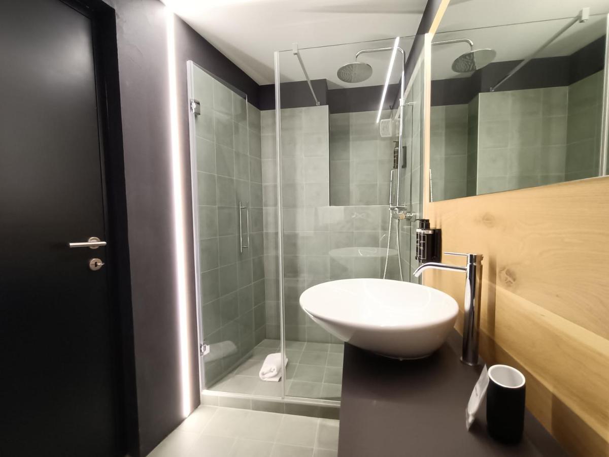 Le Meridiane City Rooms In Trento Exteriör bild